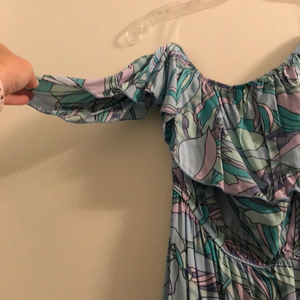 Dress - Picture 2 of 3